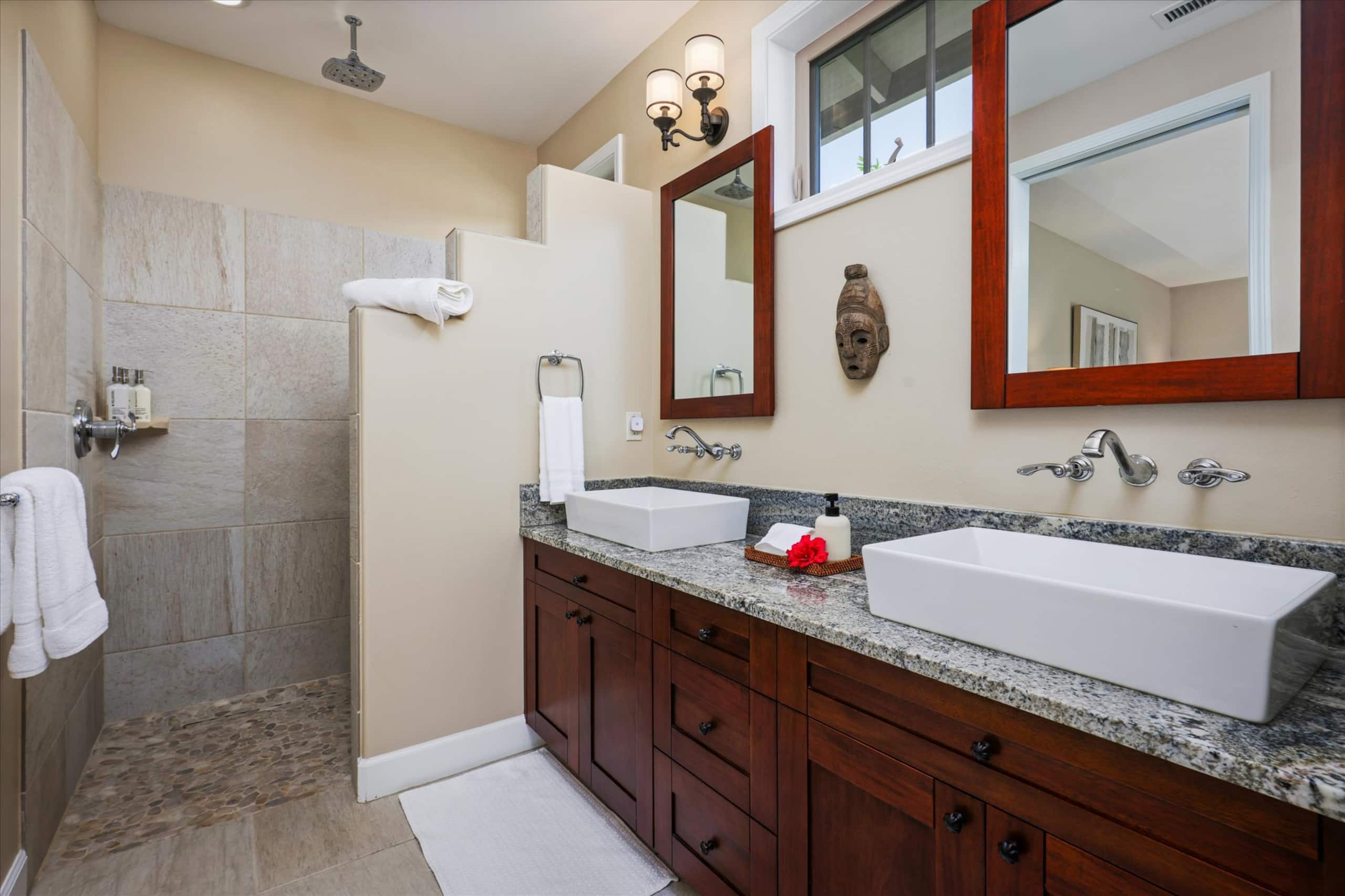 Home in Kailua-Kona · ★5.0 · 3 bedrooms · 4 beds · 3.5 baths - Image 22