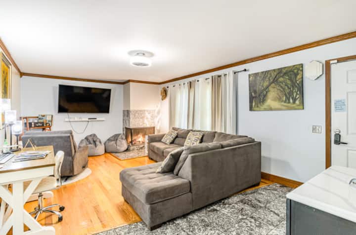 Family Friendly 3 Bed/2 Bath - ミシガン・シティ, IN