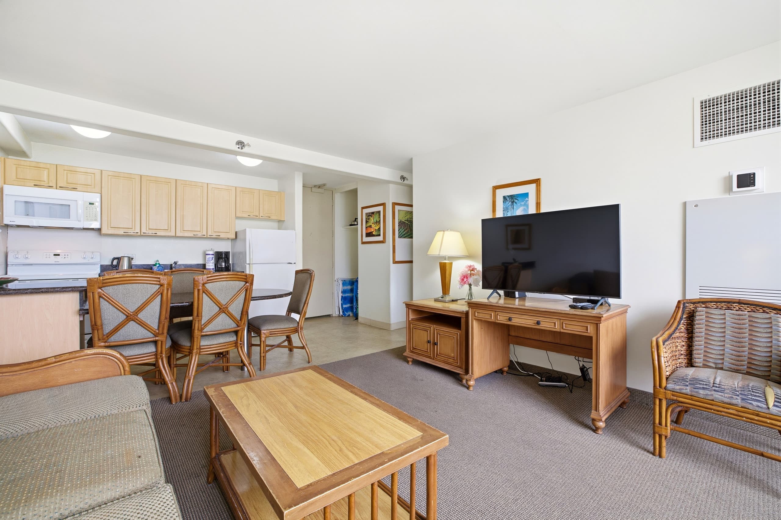 Hotel in Honolulu · ★4.56 · 1 bedroom · 3 beds · 1 private bath - Image 3