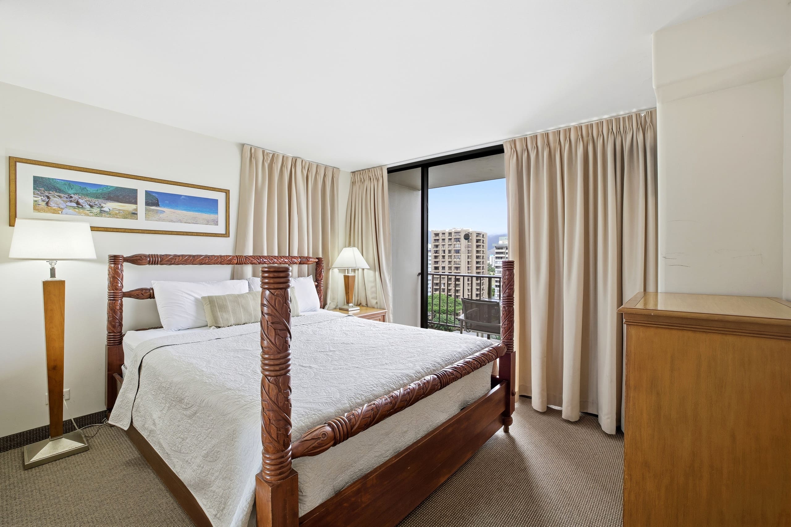 Hotel in Honolulu · ★4.56 · 1 bedroom · 3 beds · 1 private bath - Image 8