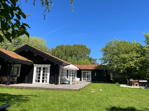 Classic cottage near the beach