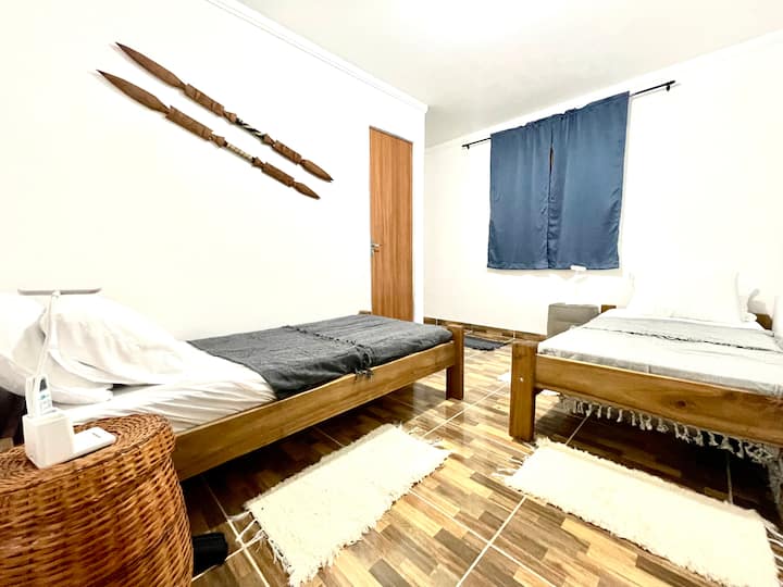 Ჩვენ გთავაზობთ მხოლოდ ბალიშებს, ზეწარს, ბალიშებისა და ლეიბების დამცავებს.