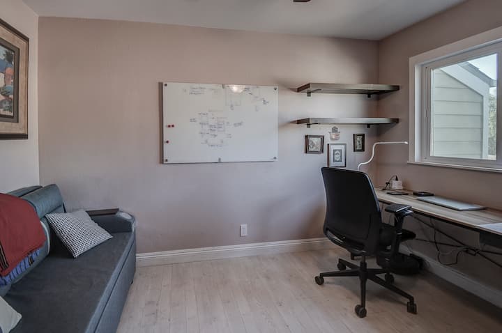 საძინებელი 3