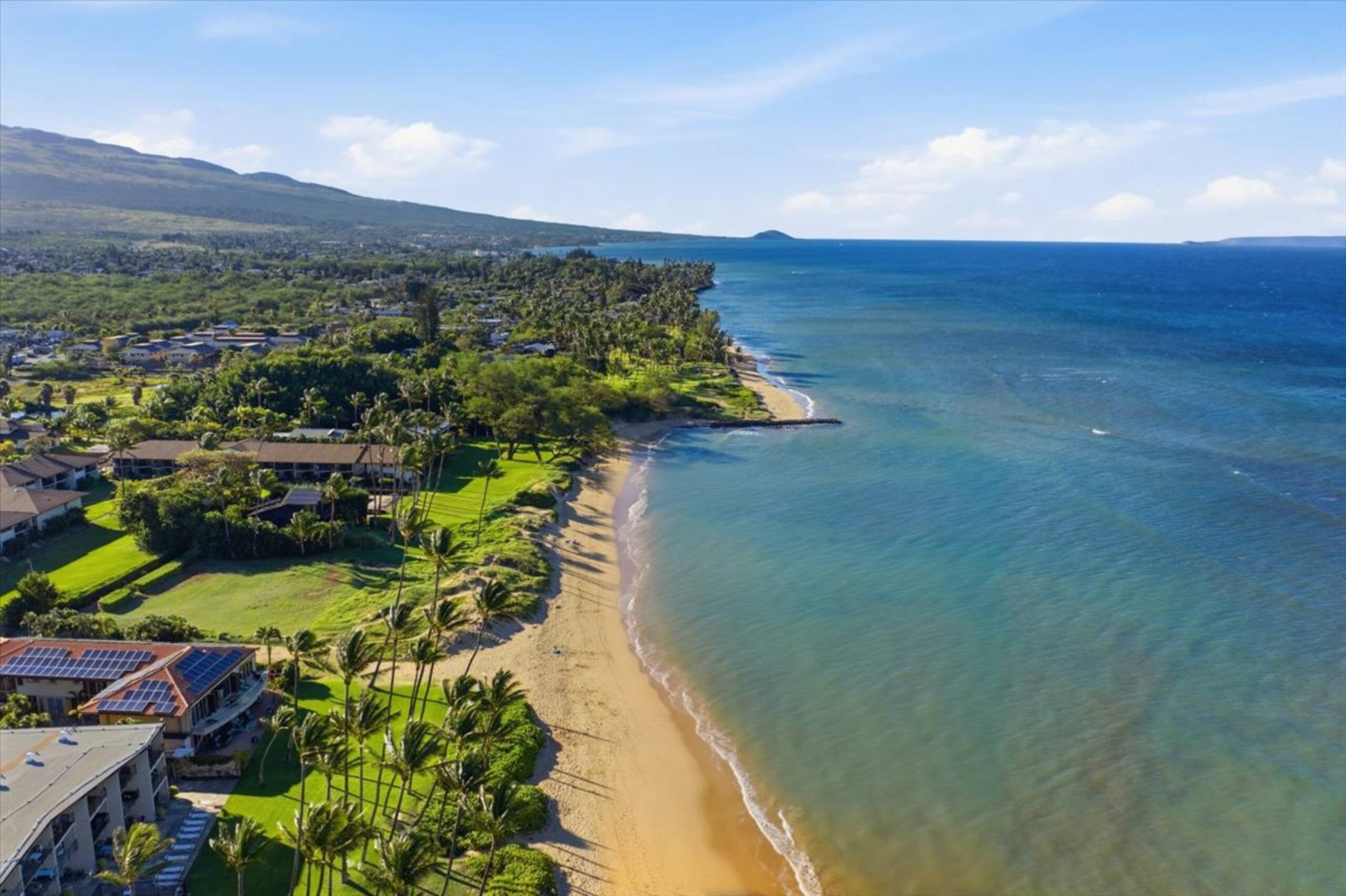 Condo in Kihei · ★4.82 · 2 bedrooms · 2 beds · 1 private bath - Image 8