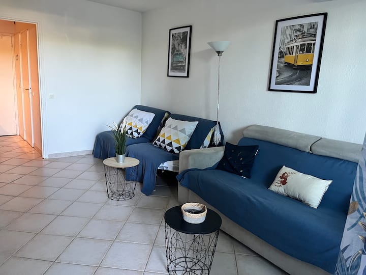 Cosy Studio Avec Jardinet. - Aigues-Mortes
