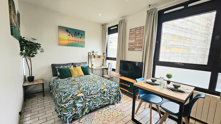 Studio éQuipé Nespresso  Télétravailparis 15min - Montreuil