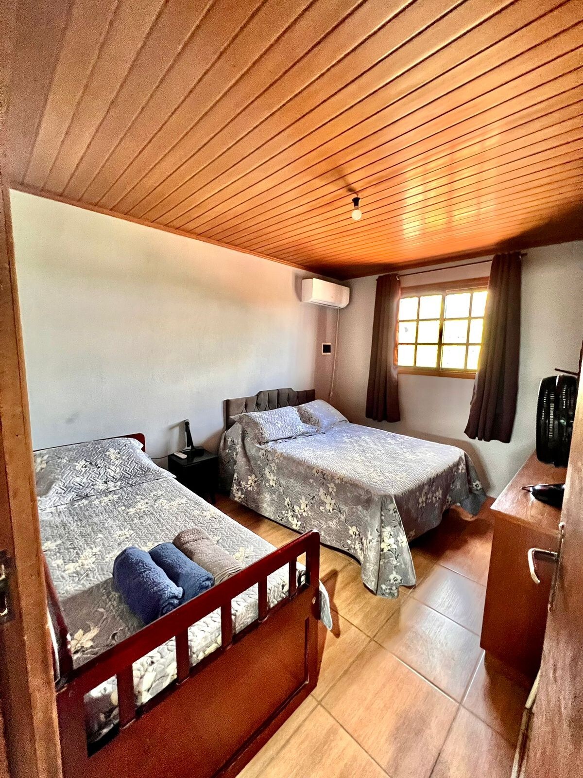 საძინებელი 1