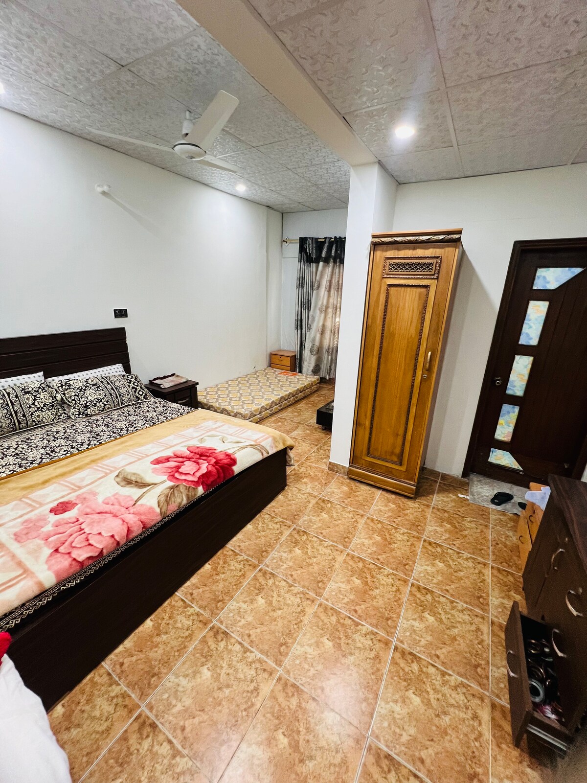 საძინებელი 3