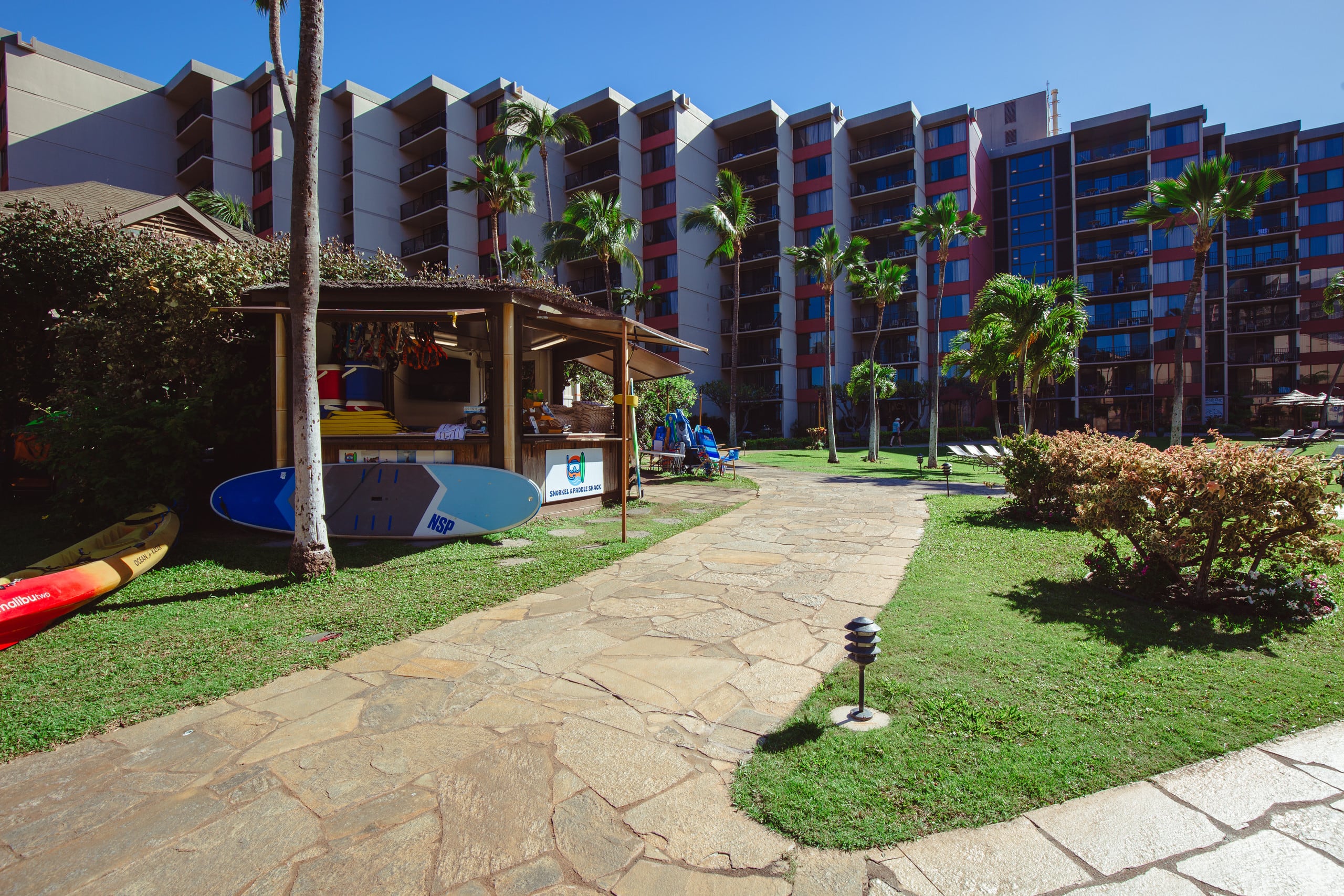 Condo in Lahaina · ★4.9 · 1 bedroom · 3 beds · 1 bath - Image 33