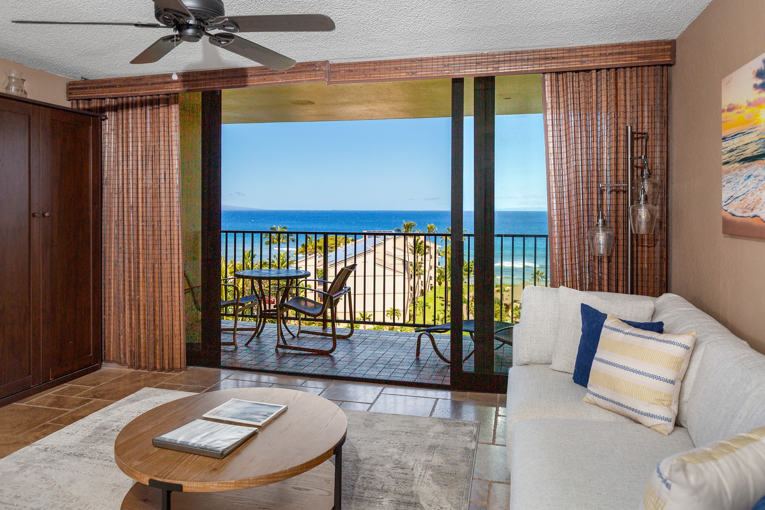 Condo in Lahaina · ★4.9 · 1 bedroom · 3 beds · 1 bath - Image 5