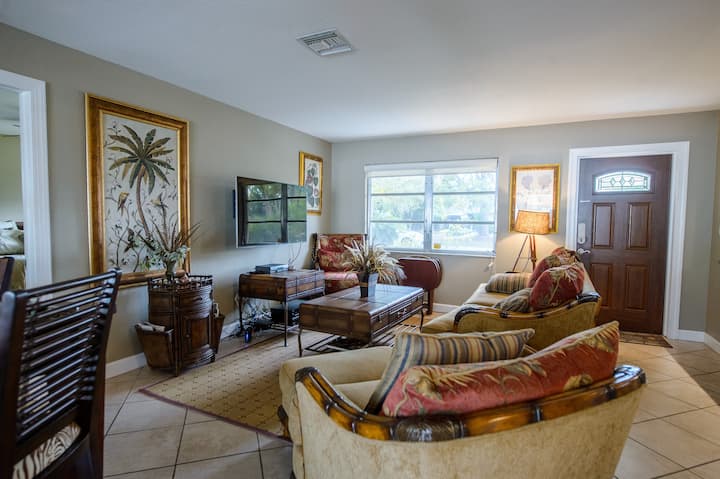 159/n From 189/n July Pool, Hot Tub, Wifi, Beach ! - Bonita Springs, FL