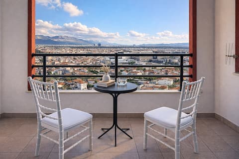 2BR Skyline Modern Comfort Meets Panoramic View