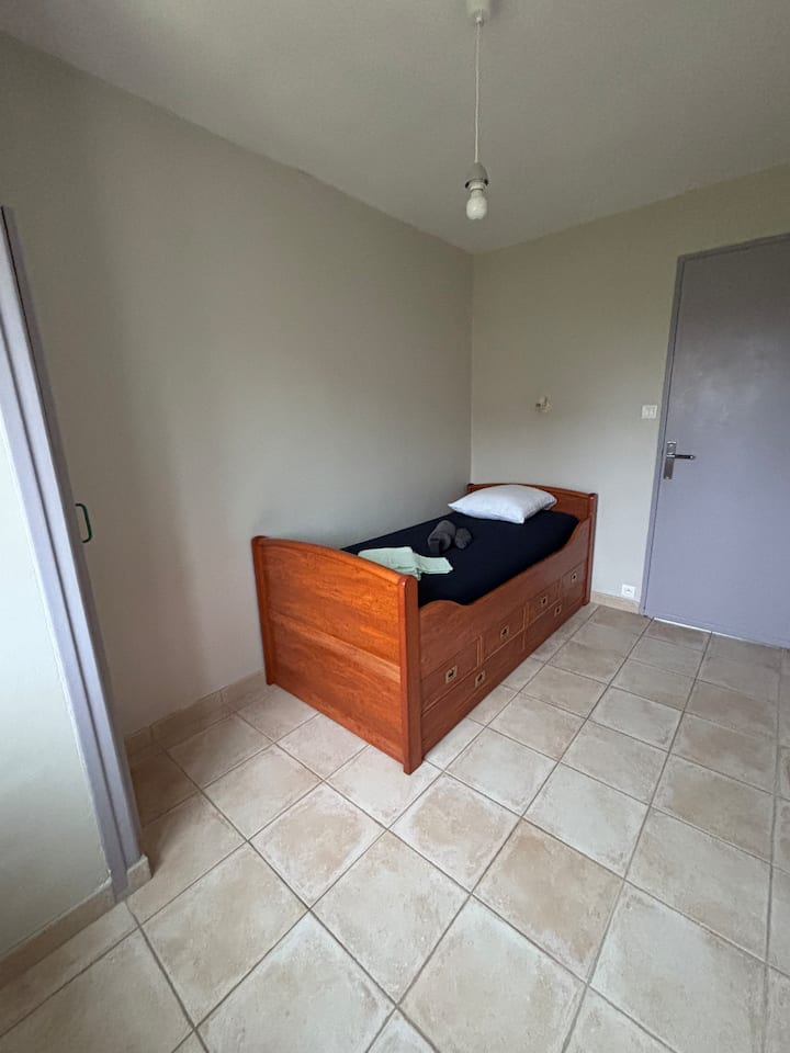 საძინებელი 2