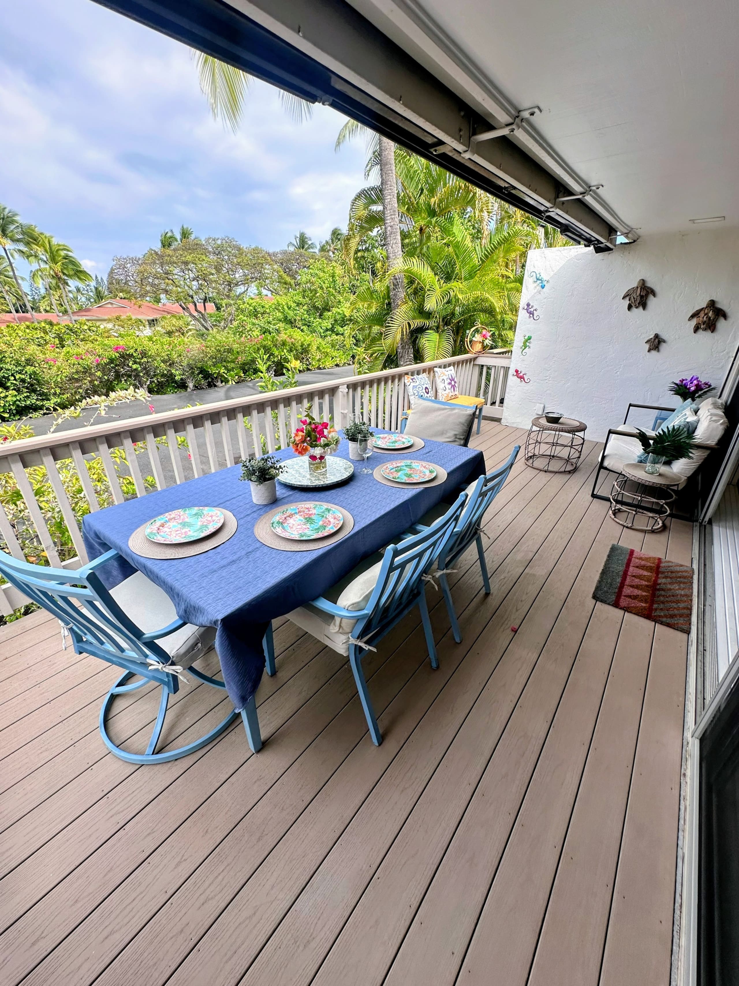 Home in Kailua-Kona · ★4.96 · 1 bedroom · 2 beds · 1 bath - Image 9
