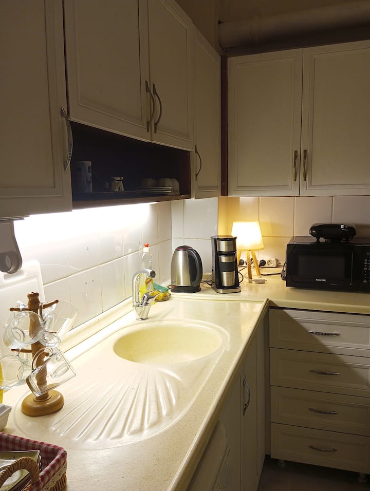 A Peaceful, Two-bedroom, Ground-floor Apartment. - Cihangir