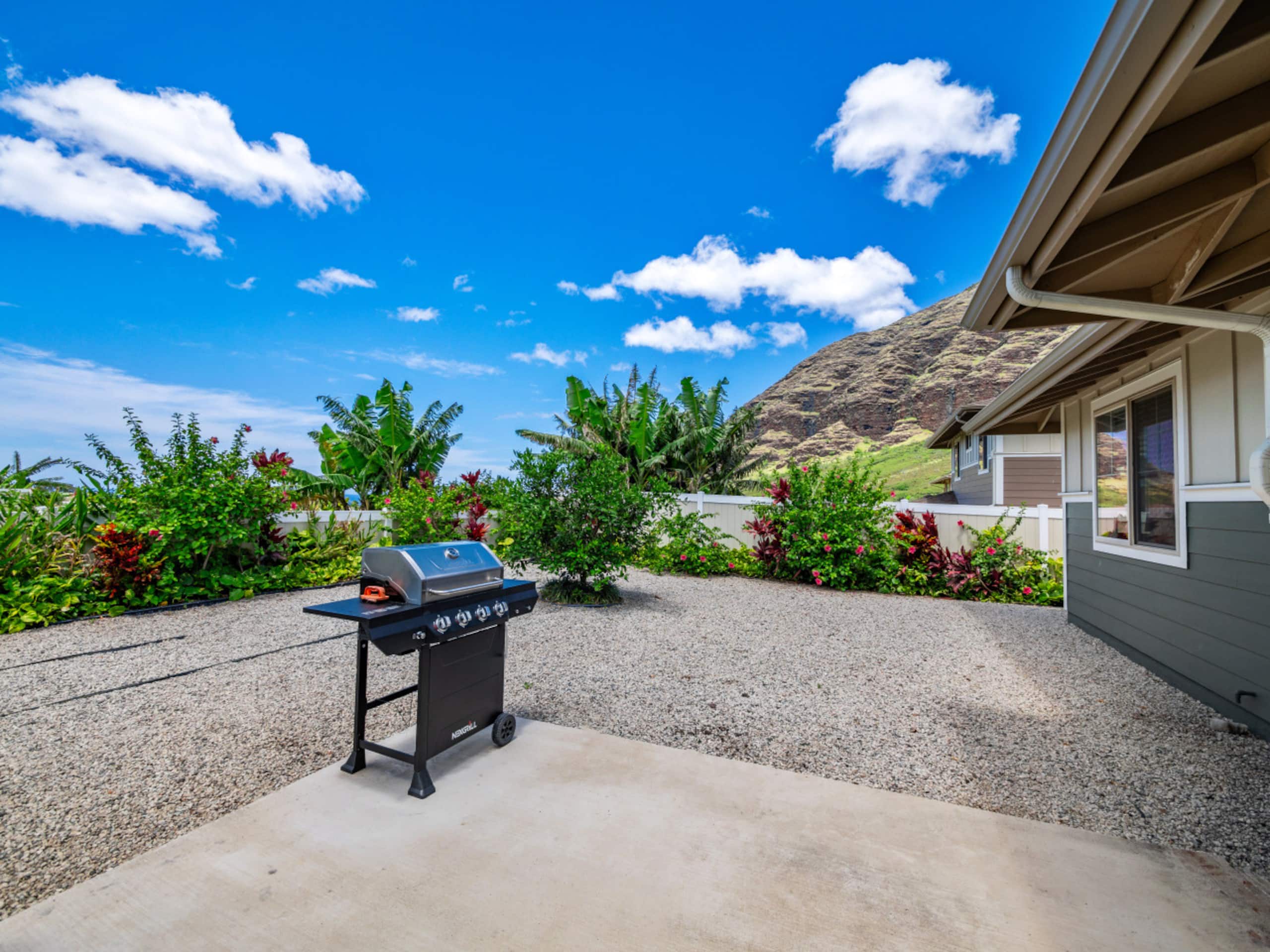 Home in Waianae · ★4.98 · 3 bedrooms · 6 beds · 2 private baths - Image 53