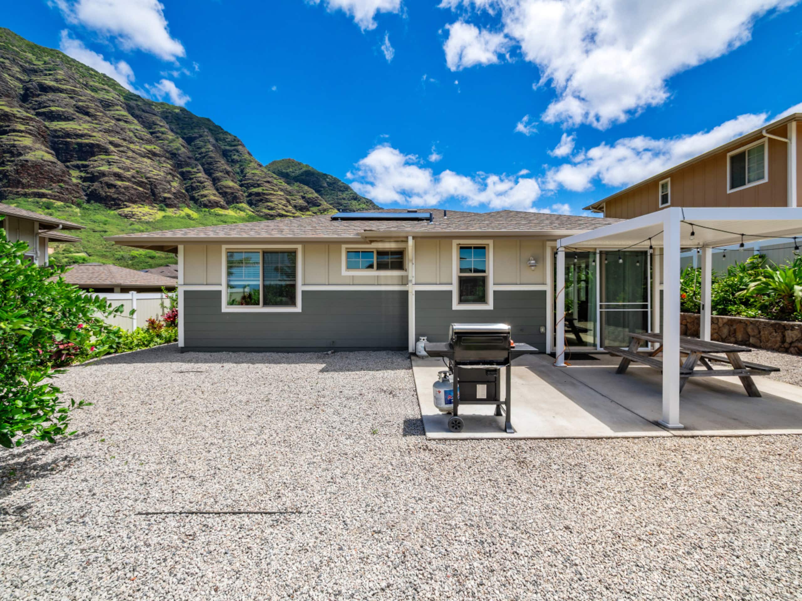 Home in Waianae · ★4.98 · 3 bedrooms · 6 beds · 2 private baths - Image 51