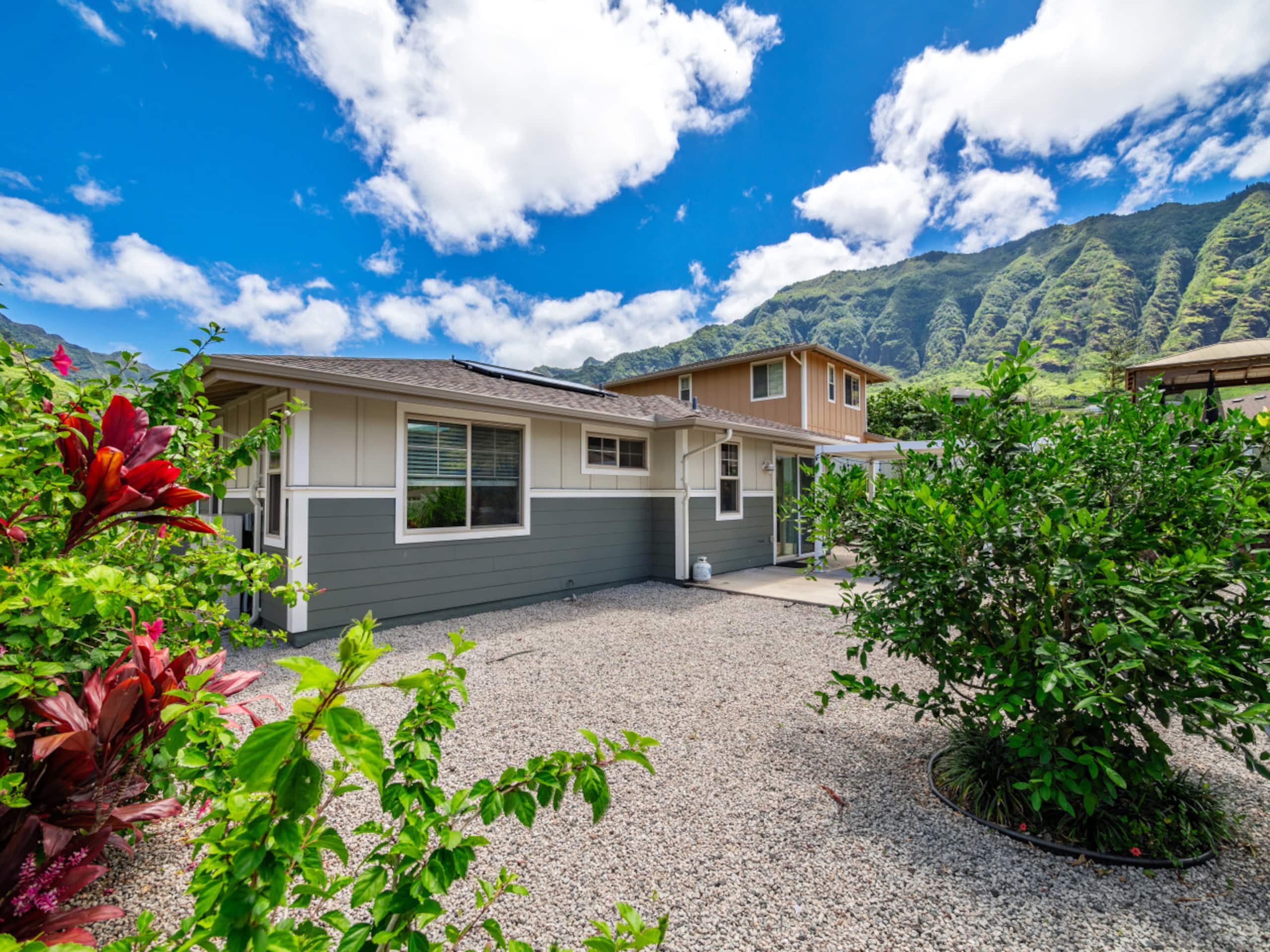Home in Waianae · ★4.98 · 3 bedrooms · 6 beds · 2 private baths - Image 1