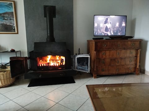 Quiet cottage for 6 people in the countryside, Central Brittany