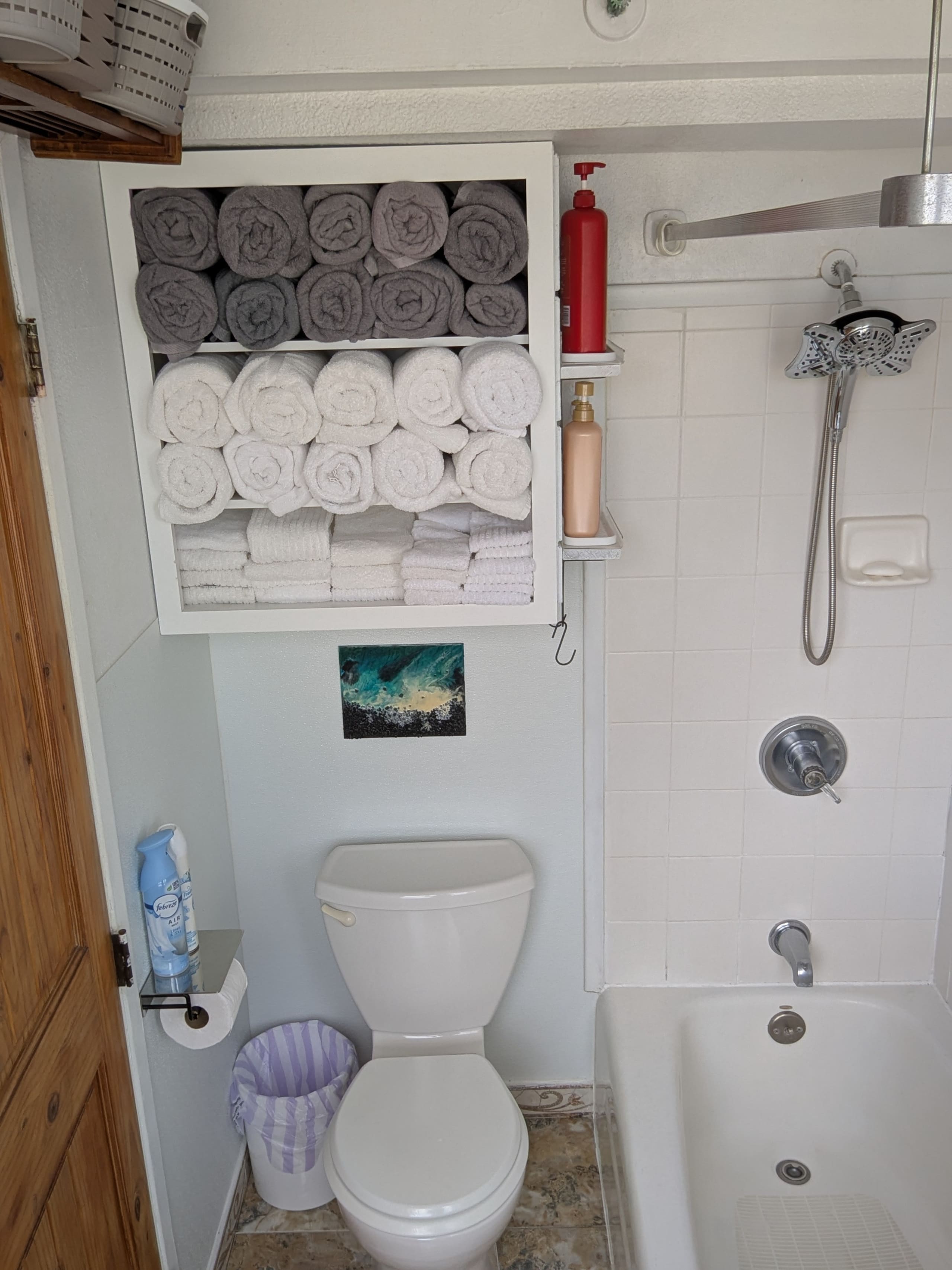 Hotel in Honolulu · ★4.97 · Studio · 1 bed · 1 private bath - Image 11