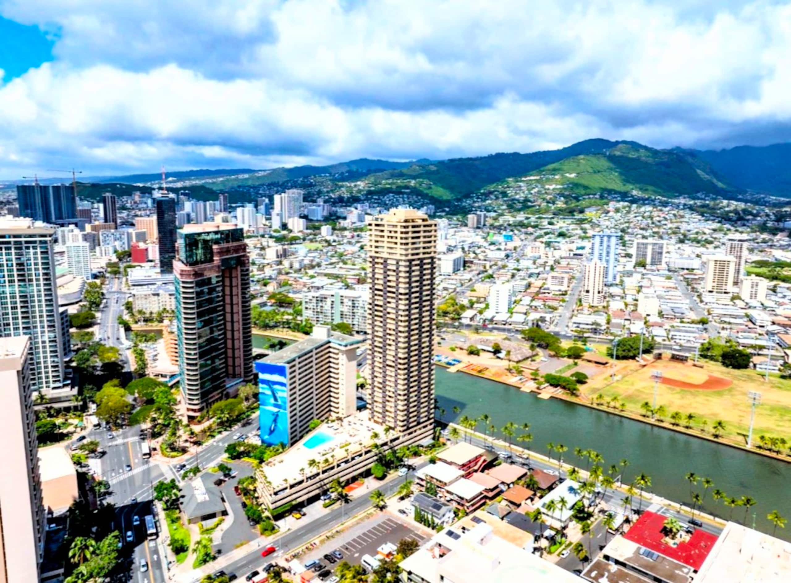 Hotel in Honolulu · ★4.97 · Studio · 1 bed · 1 private bath - Image 22