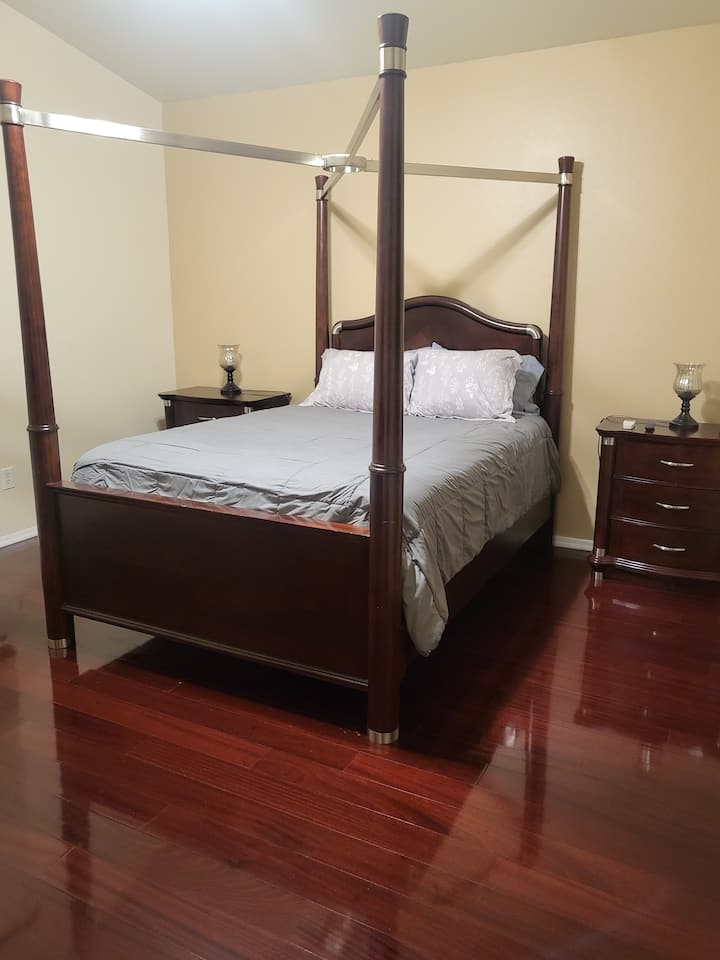 საძინებელი 1