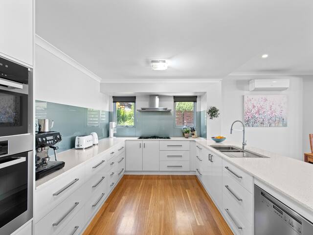 Lili’s on Grey | Luxury House gallery image 5