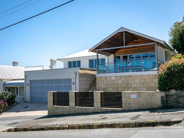 Lili’s on Grey | Luxury House gallery image 3