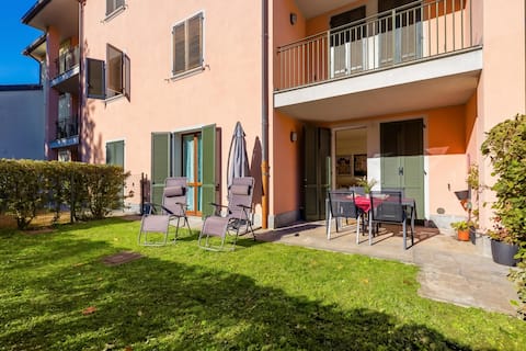 Annuncio Airbnb popolare: Porto Letizia Rossini 2 - by Happy Rentals a Porlezza