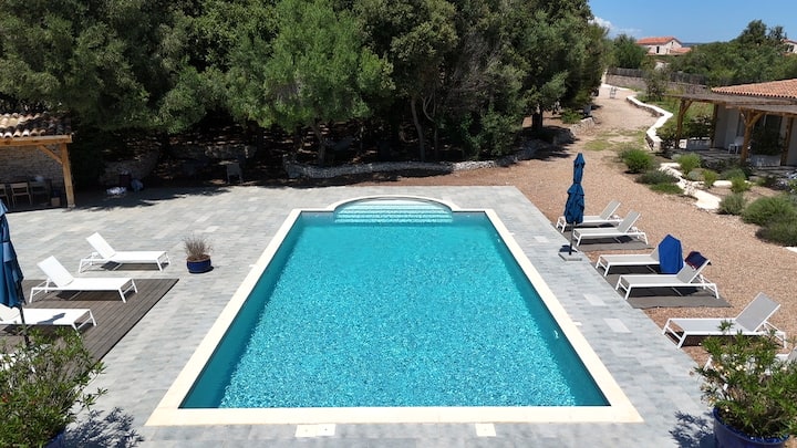 Casacanetto: Villa, Suites Et Piscine Chauffée 10p - 보니파씨오