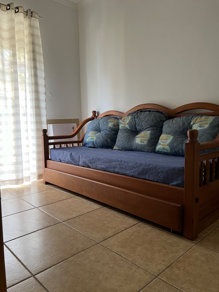 غرفة النوم 2