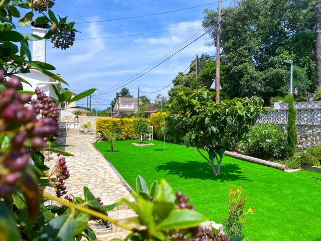 Familiehuis (12+ personen) mét hottub gallery image 3