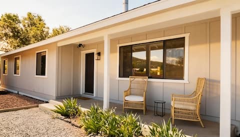 Spacious Family Home | Walk to Downtown