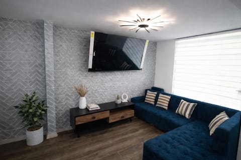 Mountain Hideaway + Breathtaking Views of Ecuador