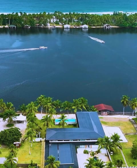 Villa Touraco Lagoon (+10 bedrooms)