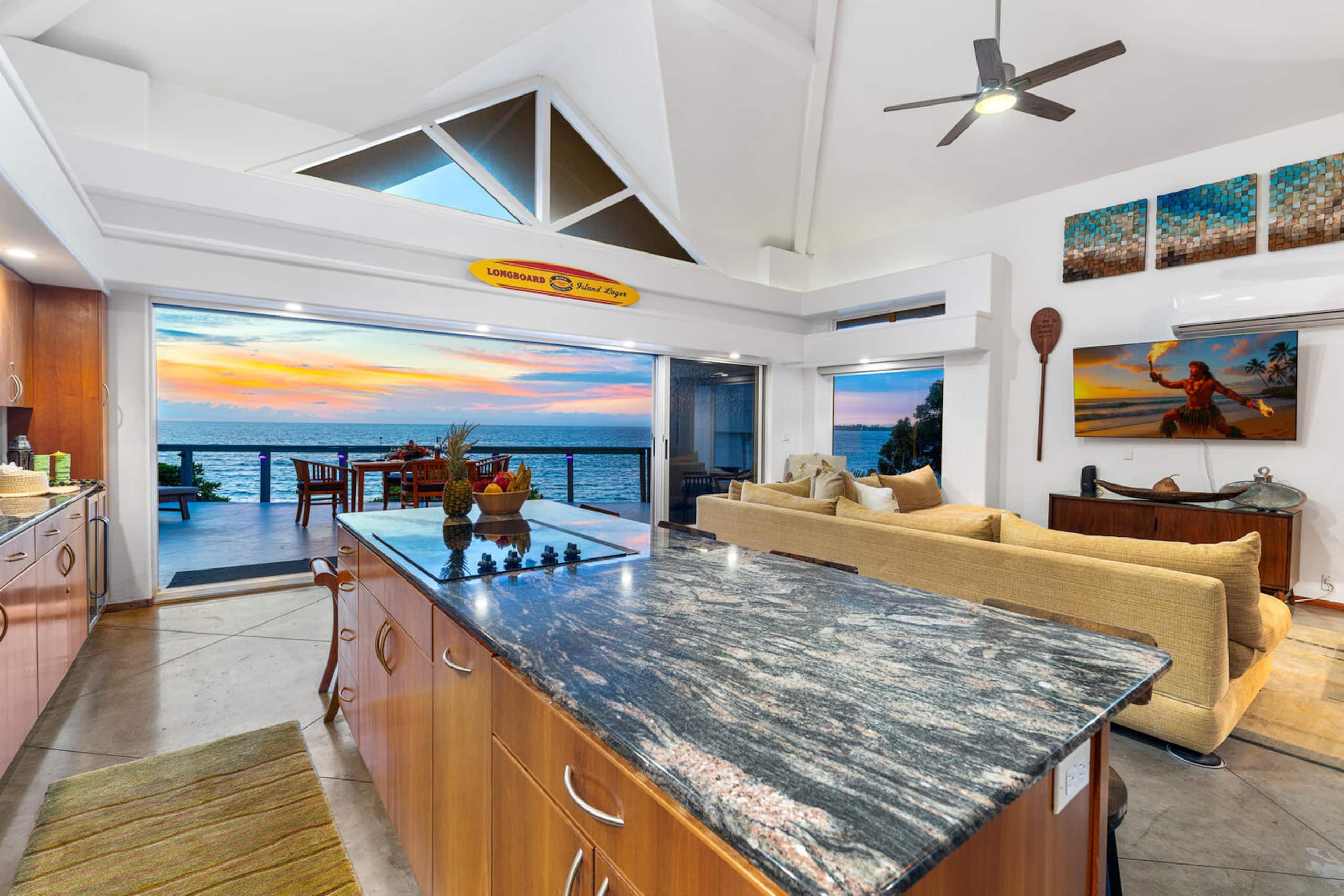 Home in Kailua-Kona · ★4.85 · 2 bedrooms · 3 beds · 2.5 baths - Image 14