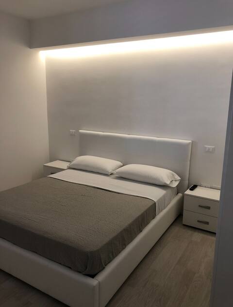 Lady D Penthouse Suite 7