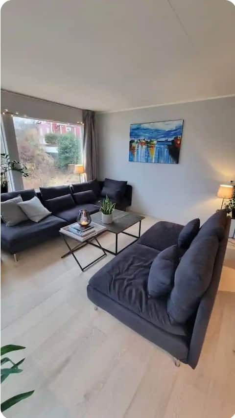 Top performing Airbnb: House in quiet street in Fana