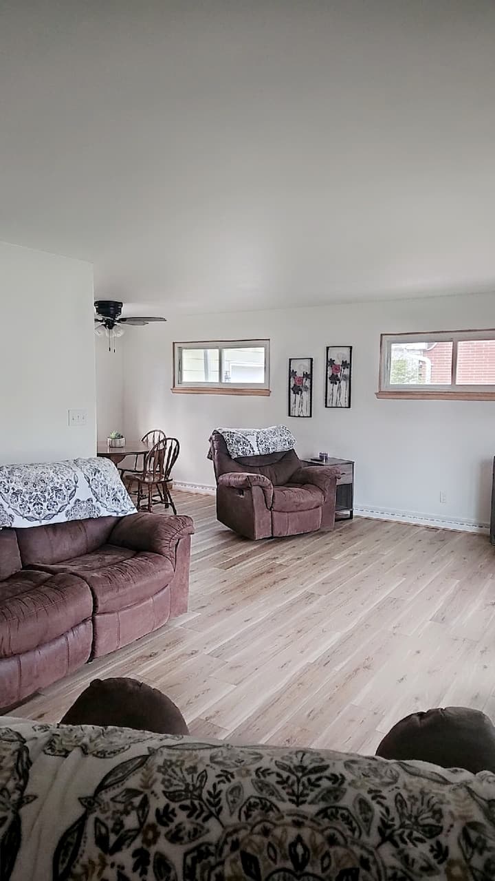 Perfect Rental Getaway - Oshkosh, WI