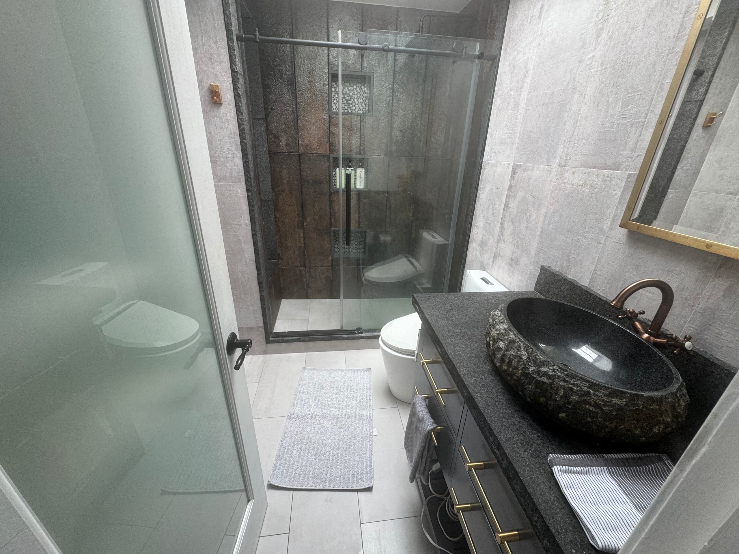 Home in San Francisco · ★4.88 · 4 bedrooms · 6 beds · 3 baths - Image 64