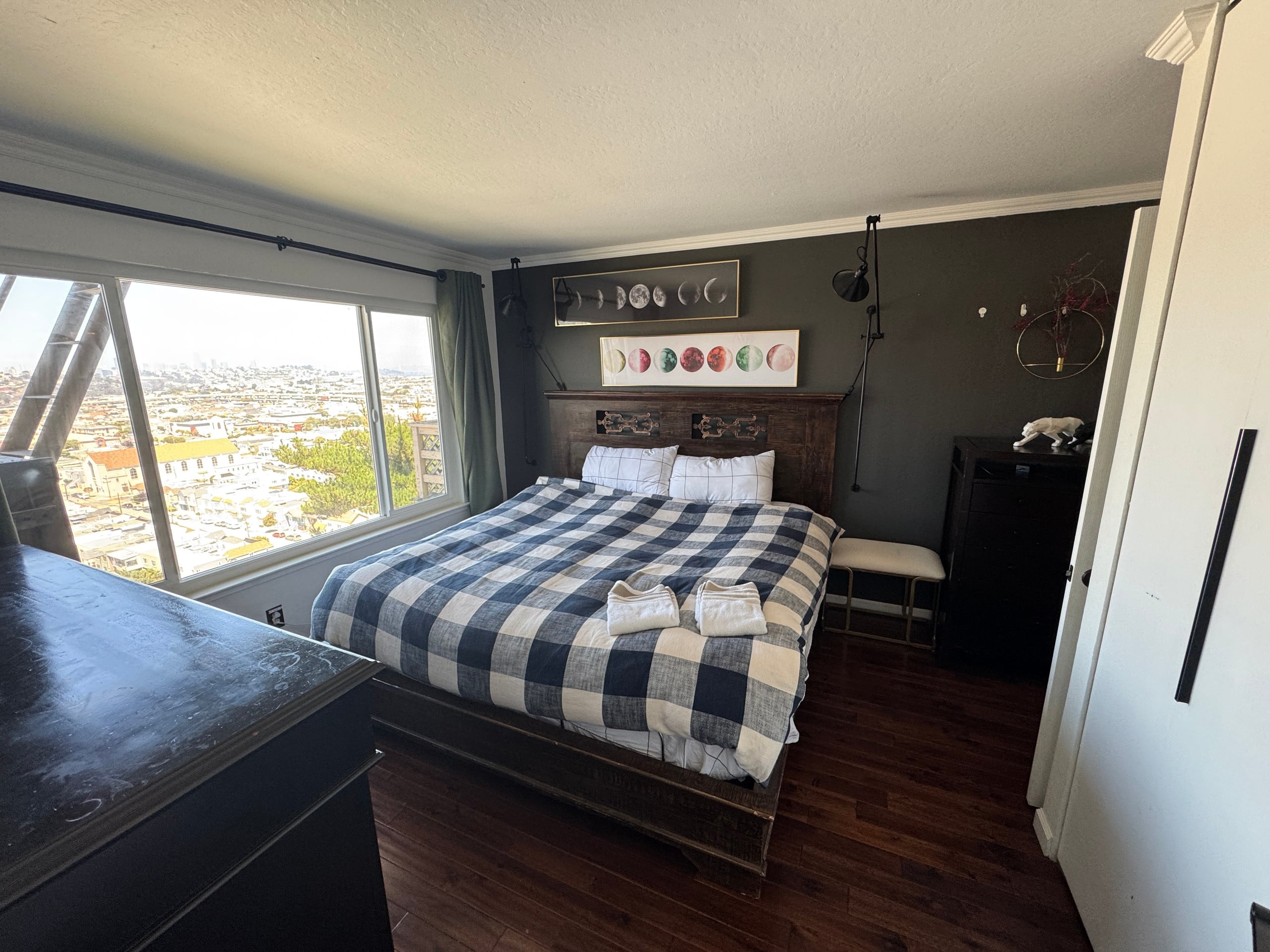 Home in San Francisco · ★4.88 · 4 bedrooms · 6 beds · 3 baths - Image 59