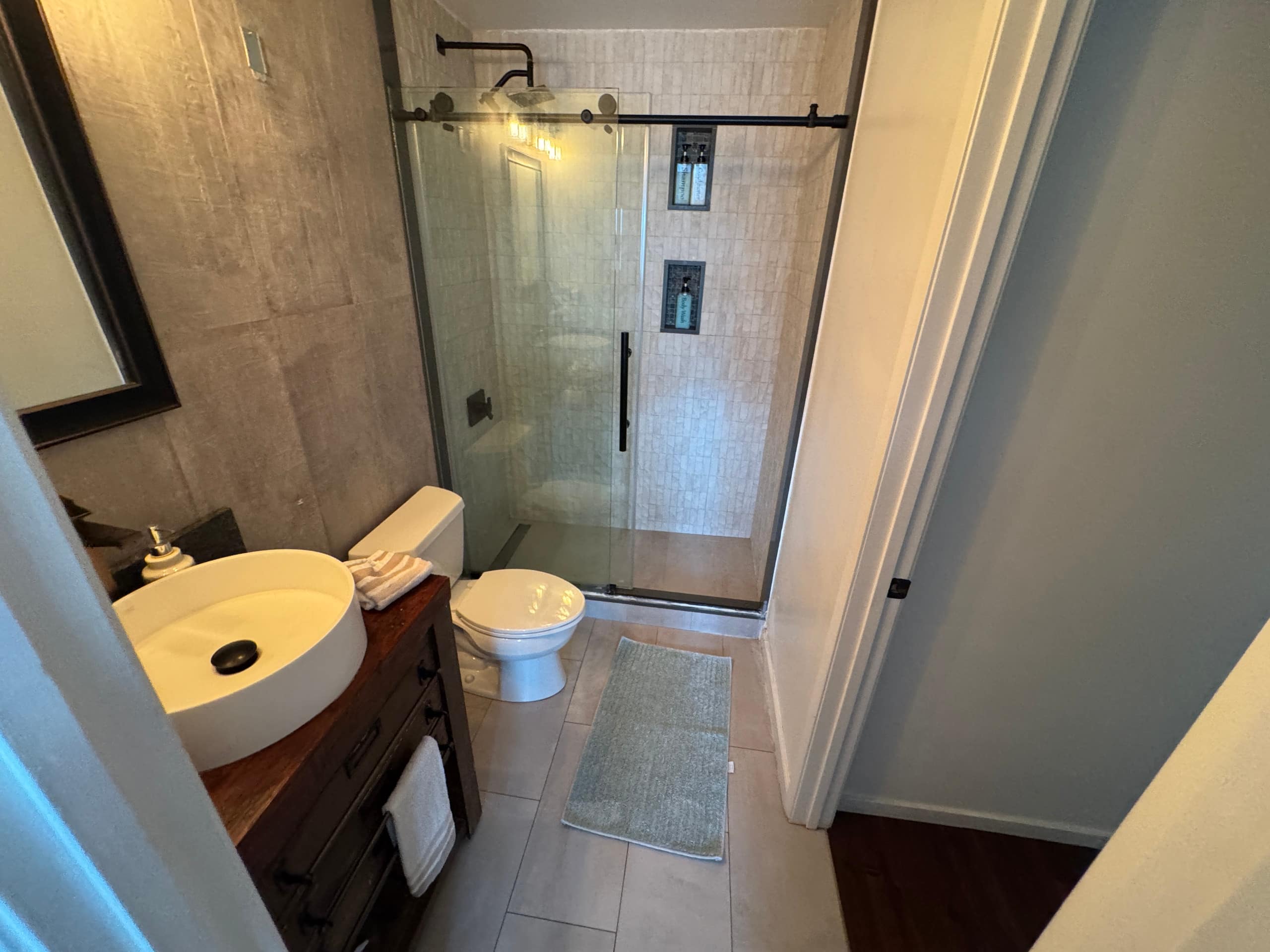 Home in San Francisco · ★4.88 · 4 bedrooms · 6 beds · 3 baths - Image 66