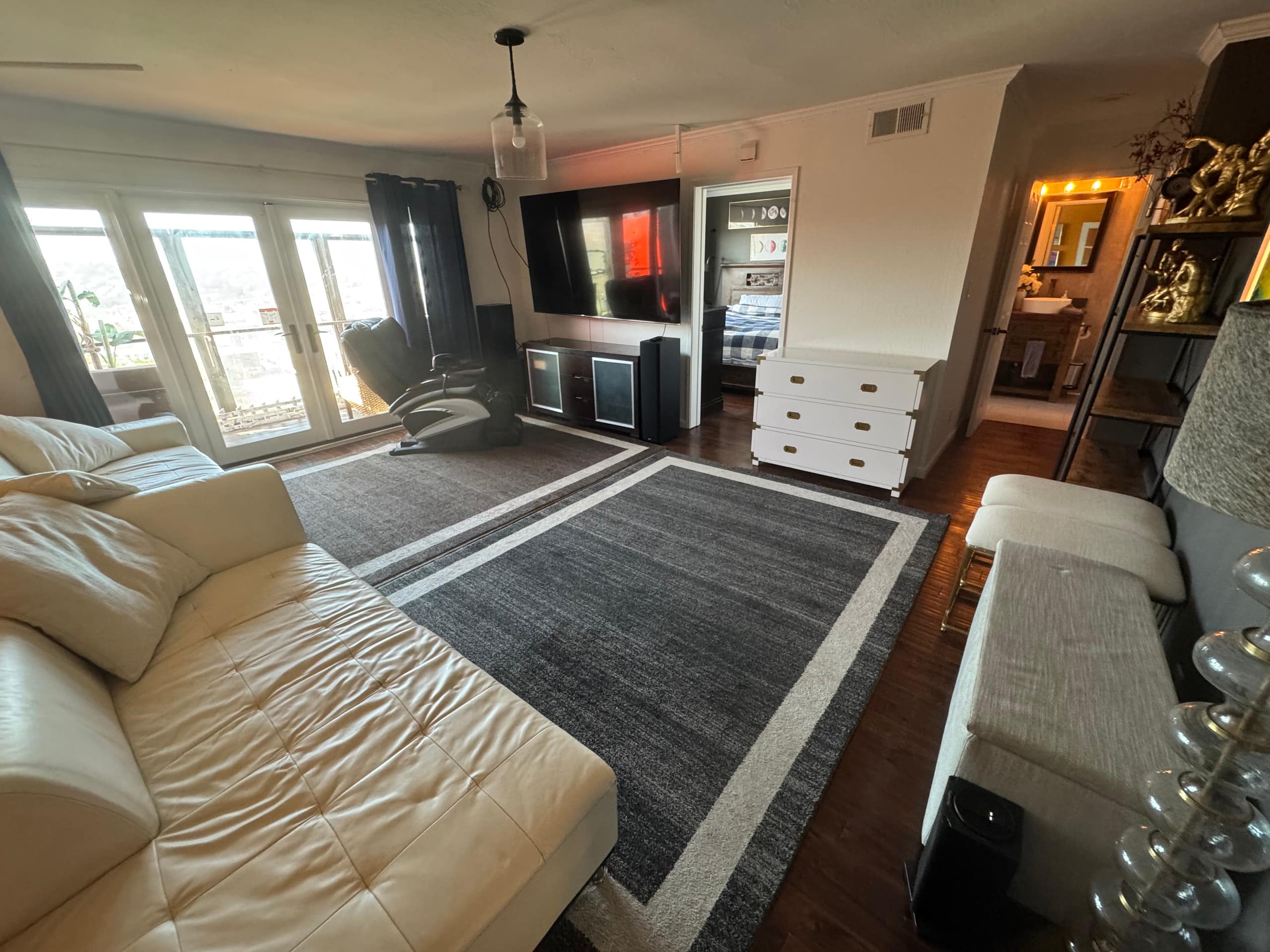Home in San Francisco · ★4.88 · 4 bedrooms · 6 beds · 3 baths - Image 43