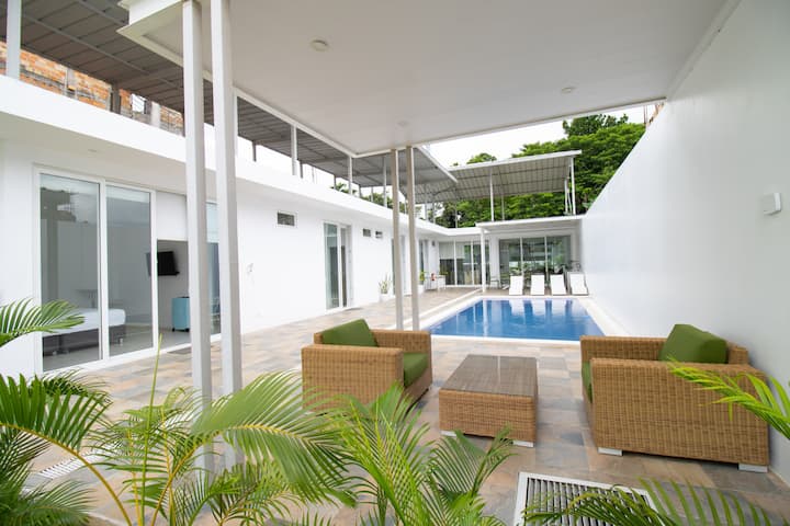 Palm House / Tarapoto, La Banda de Shilcayo.