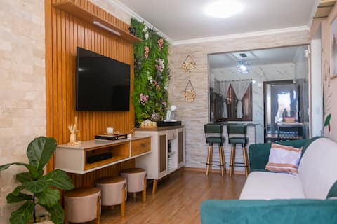 Apt on the ground floor, well located. 20 min. From the Airport.