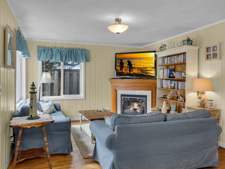 3br A Shore Thing-1/2 Block To Prom &3 To Downtown - Seaside, OR