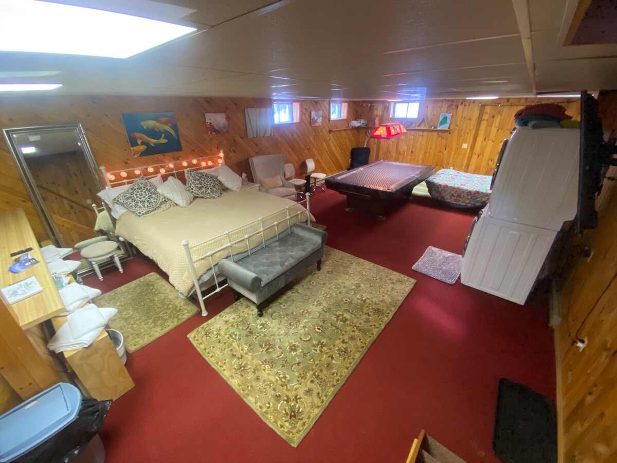 Cozy Camp near Sugarloaf Houses for Rent in Eustis, Maine, United