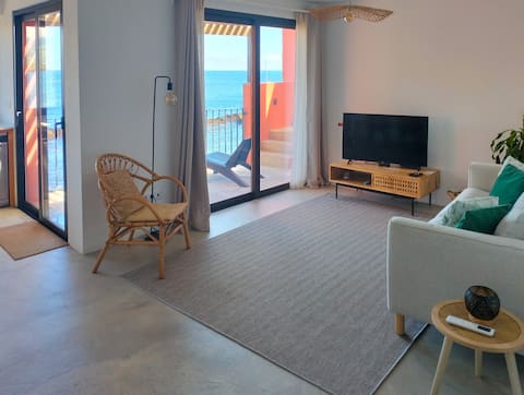 Imóvel de sucesso: Terreiro Ocean House - Unique Seaside Escape em Rosto Do Cão (São Roque)
