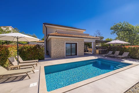 Holiday house VILLA ANDRO