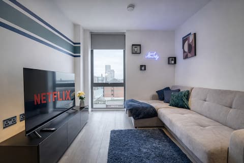 Popular Airbnb listing: Stylish 2BR Liverpool Retreat in Kirkdale